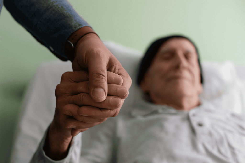 Cuidados Paliativos a Domicilio con MAQMUN Médica. Coordinación y interconsulta con medicina del dolor en su hogar