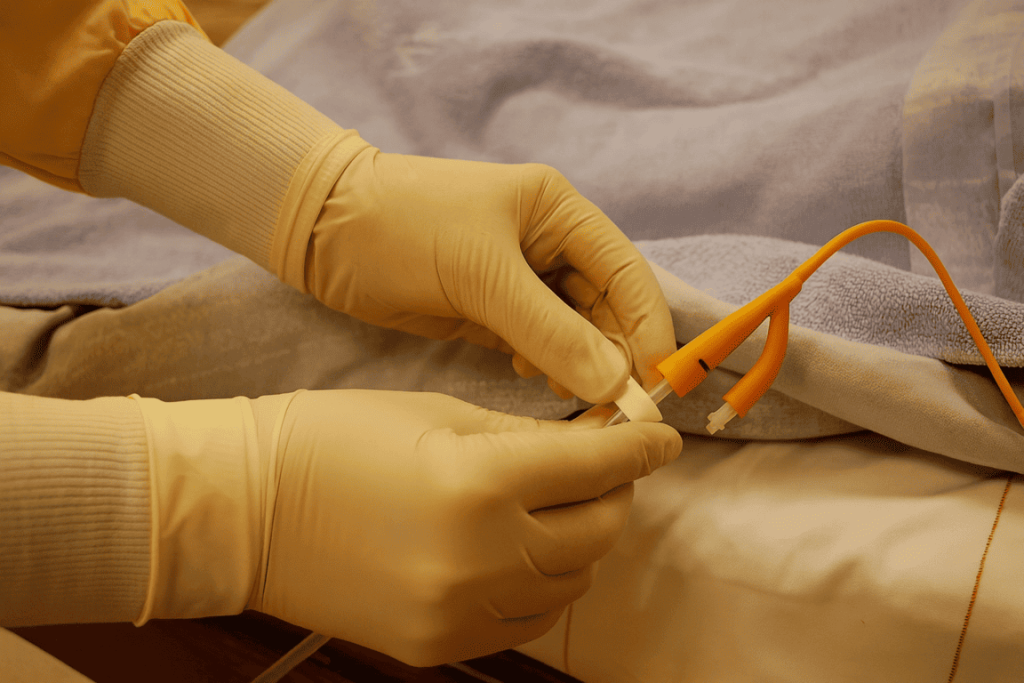 Drenajes Quirúrgicos, Manejo de Catéteres, Curaciones a Domicilio con MAQMUN Médica Manejo de Port‑a‑Cath (tambor) con manipulación segura Atención profesi